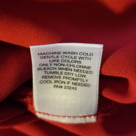 New York & Company Ruffle Shell - Picture 4 of 5